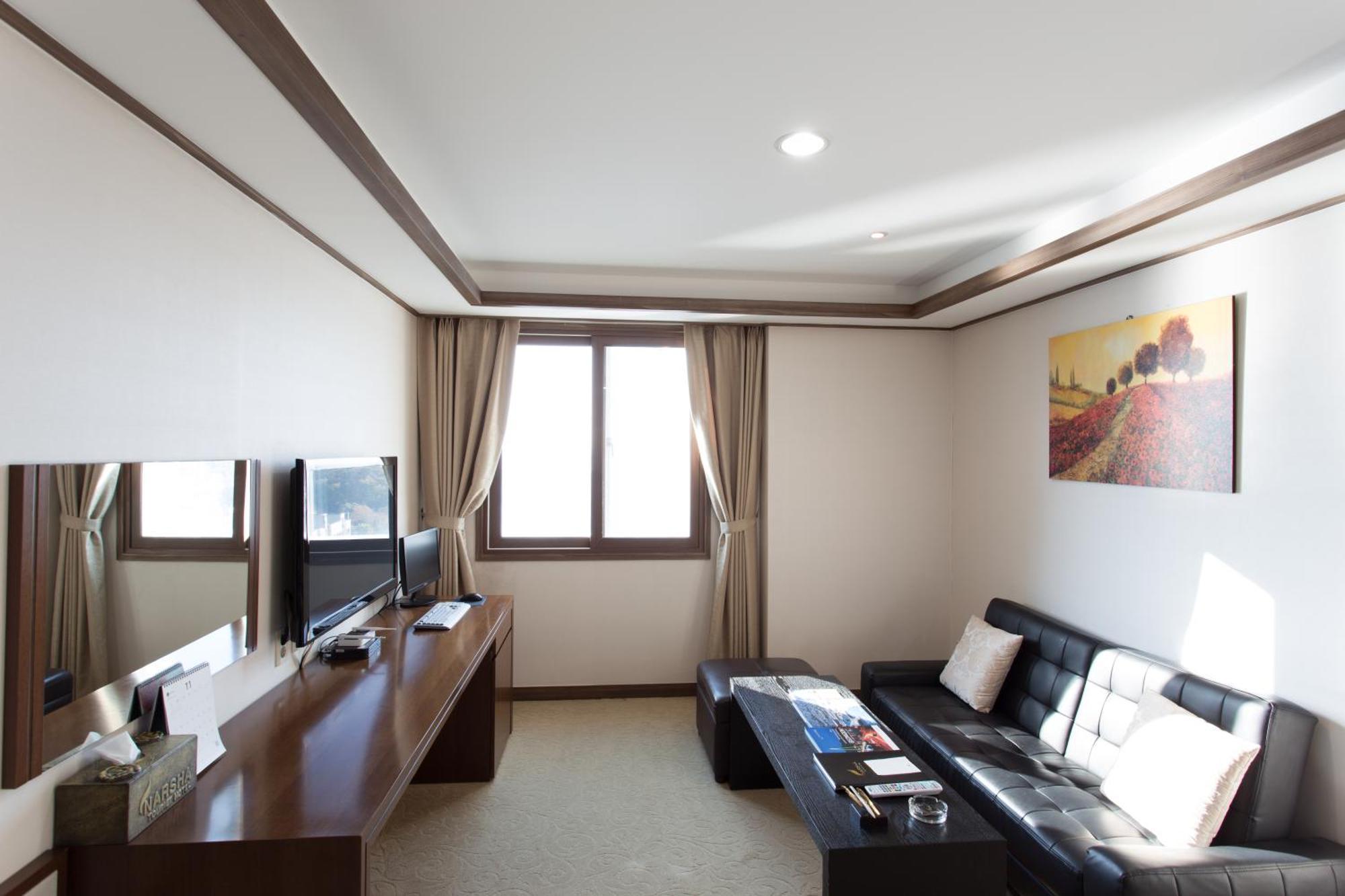 Yeosu Narsha Hotel Exterior photo